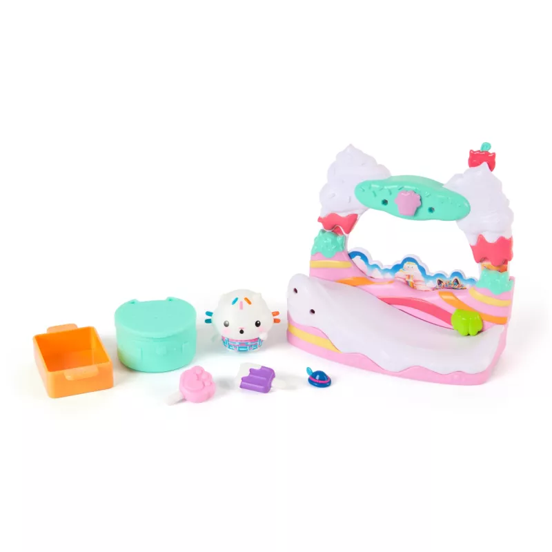 Akčná figúrka Gabby's Dollhouse Cakey Cat's Süße-Leckereien-Balkon viacfarebná