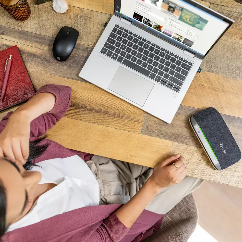Konferenčný reproduktor Poly HP Poly Sync 20 s Bluetooth, USB-C/A adaptér, Micro-USB, 20h batéria, čierny