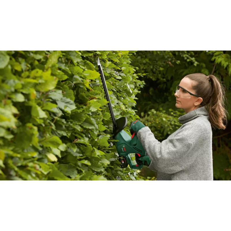 Nožnice na živý plot Bosch Easy HedgeCut 18-52-13 batéria 18V 2Ah 2,8kg