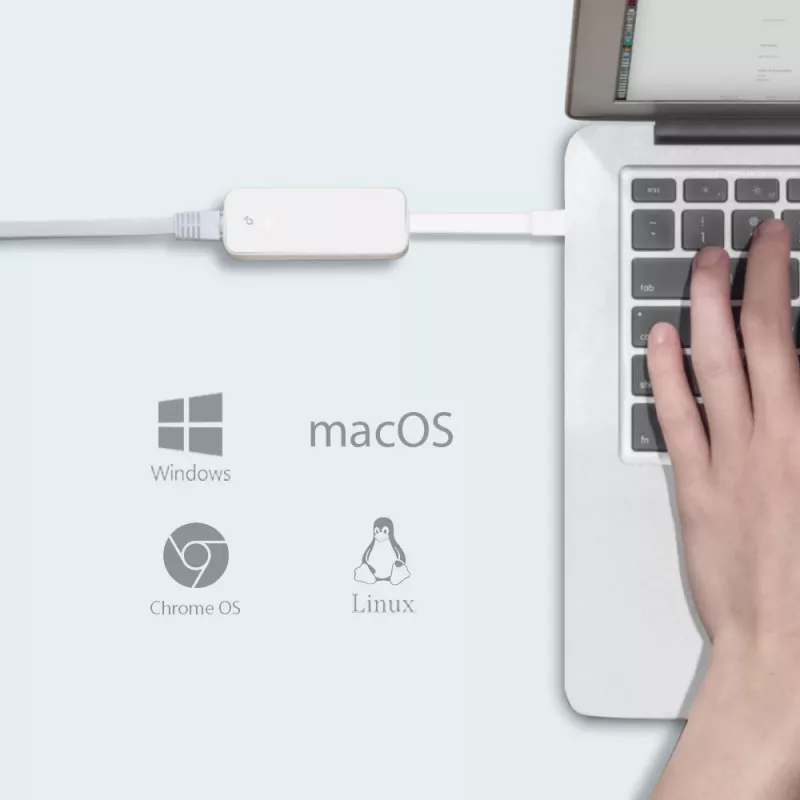 TP-Link UE330C USB-C rozbočovač s 3 portmi USB 3.0 a Gigabit Ethernet, biely