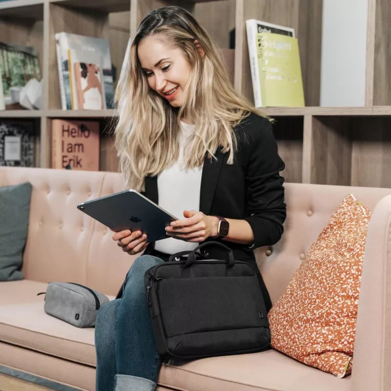DICOTA slim Eco Motion - taška na notebook 14-15,6 palca - čierna / 600d Rpe polyester