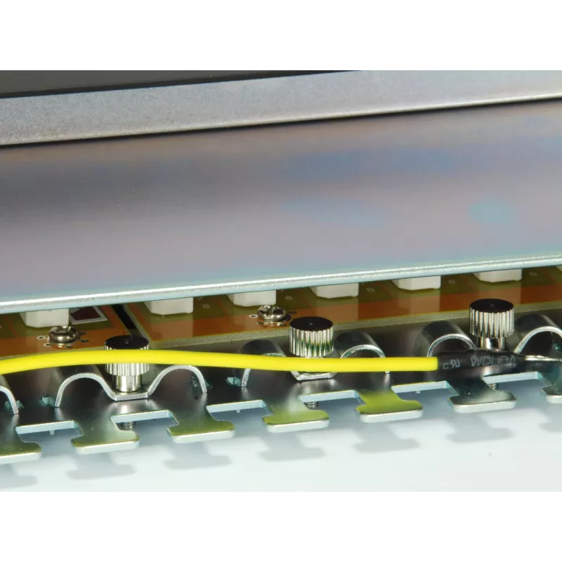 Equip 24-portový Cat.6A chránený patch panel