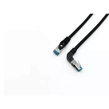 Equip Cat.6A S/FTP patch kábel, zahnutý na rovný konektor, 1,0 m, čierny