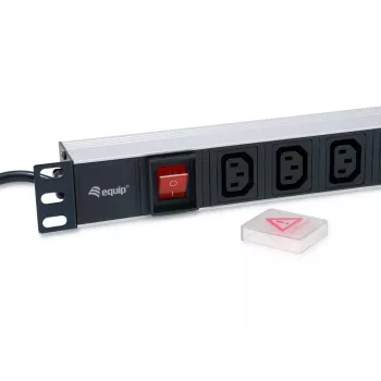Equip 333310 rozvodná jednotka (PDU) 8 AC výstupov 1U čierna