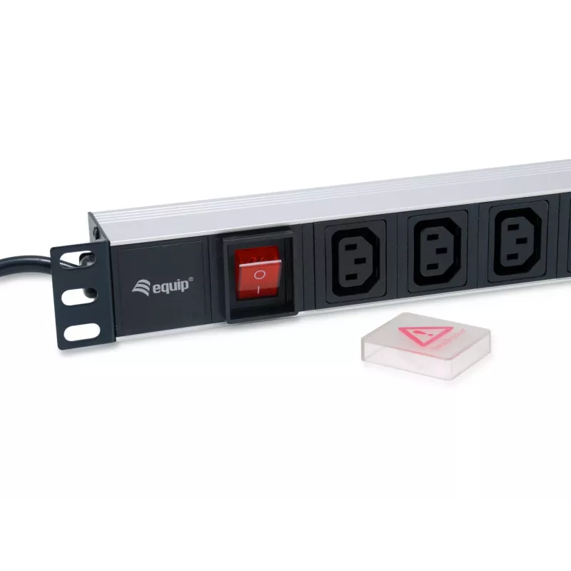 Equip 333310 rozvodná jednotka (PDU) 8 AC výstupov 1U čierna