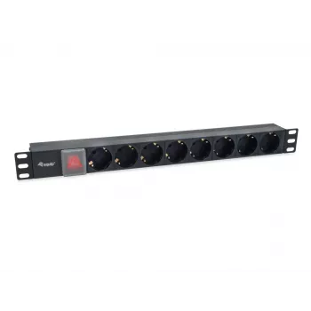 Equip 8-násobný nemecký zásuvkový blok s konektorom IEC C14