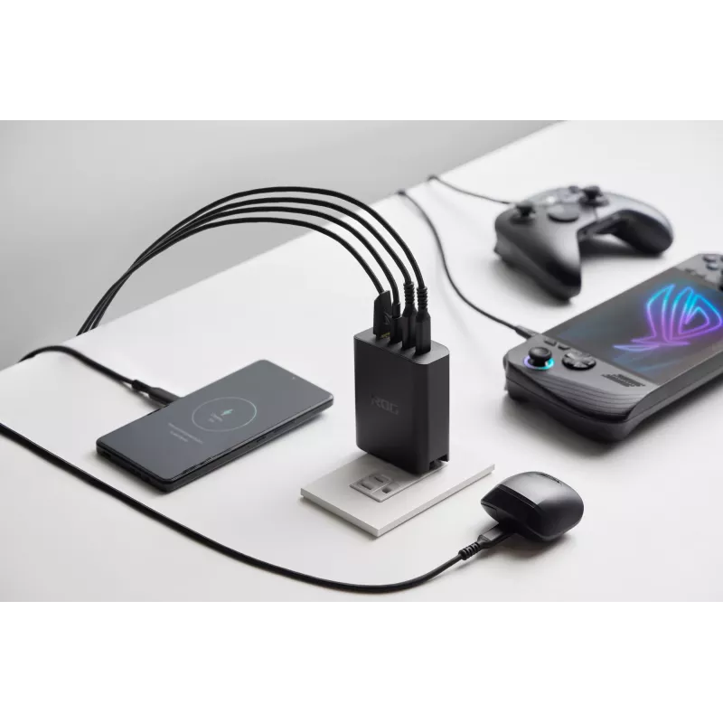ASUS ROG 140W USB-C GaN univerzálna čierna AC rýchle nabíjanie interiér