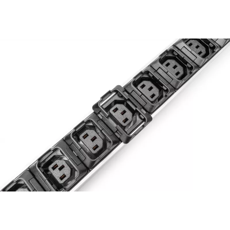 DIGITUS IT BASIC PDU. 3PH. 16A. 24 x C13. 3 x C19 vertikálny. 3m kábel. IEC309 3Ph-16A konektor samec