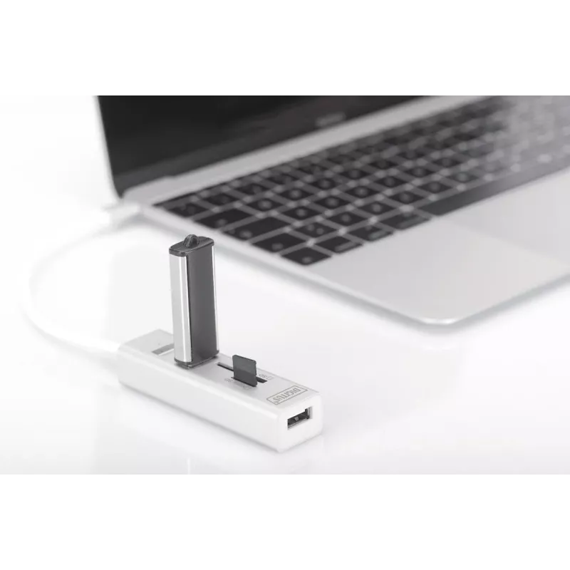 DIGITUS USB 2.0 Type-C HUB s čítačkou kariet 3x USB 2.0. 1x SD, 1x MicroSD konektor hliníkové puzdro