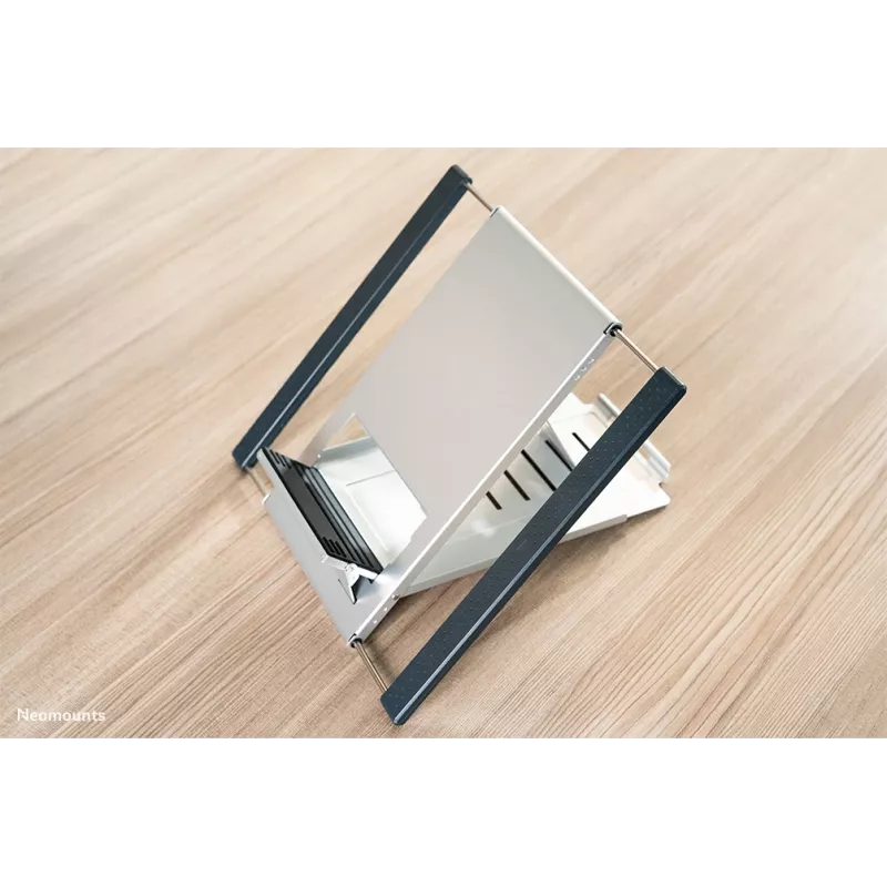 Neomounts NSLS100 stojan na notebook 10-22 palcov – skladací – kompaktný – univerzálny
