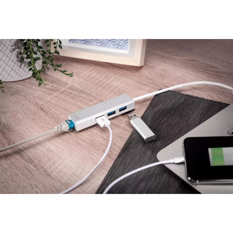 DIGITUS USB 3.0, 3-portový hub & Gigabit LAN adaptér 3xUSB A/F, 1xUSB A/M, 1xRJ45 LAN podporuje Windows a Mac OS