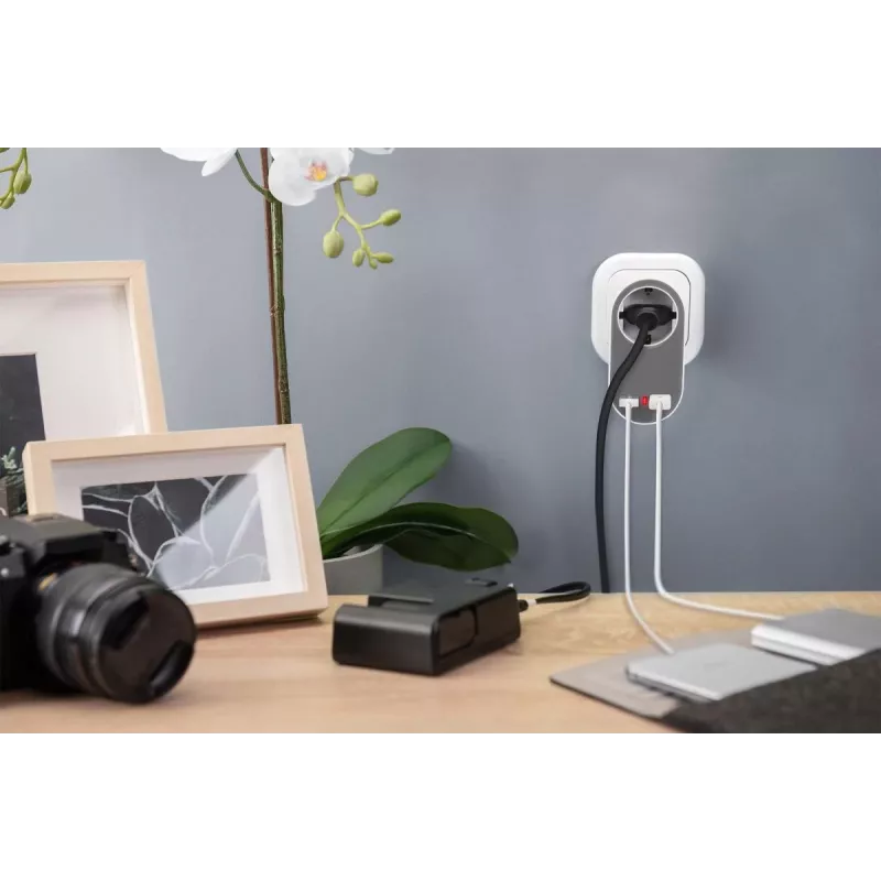 DIGITUS napájací zdroj s 2 USB portmi 250V, 50 Hz, USB: 5V, 2,1A, biely / sivý