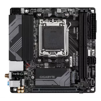 GIGABYTE B650I AX základná doska - AMD Ryzen 9000 Series CPU, 5+2+1 fáz VRM, až do 6400 MHz DDR5 (OC), 1x PCIe 4.0 M.2, 2,5 GbE LAN, WLAN 6E, USB 3.2 Gen 2