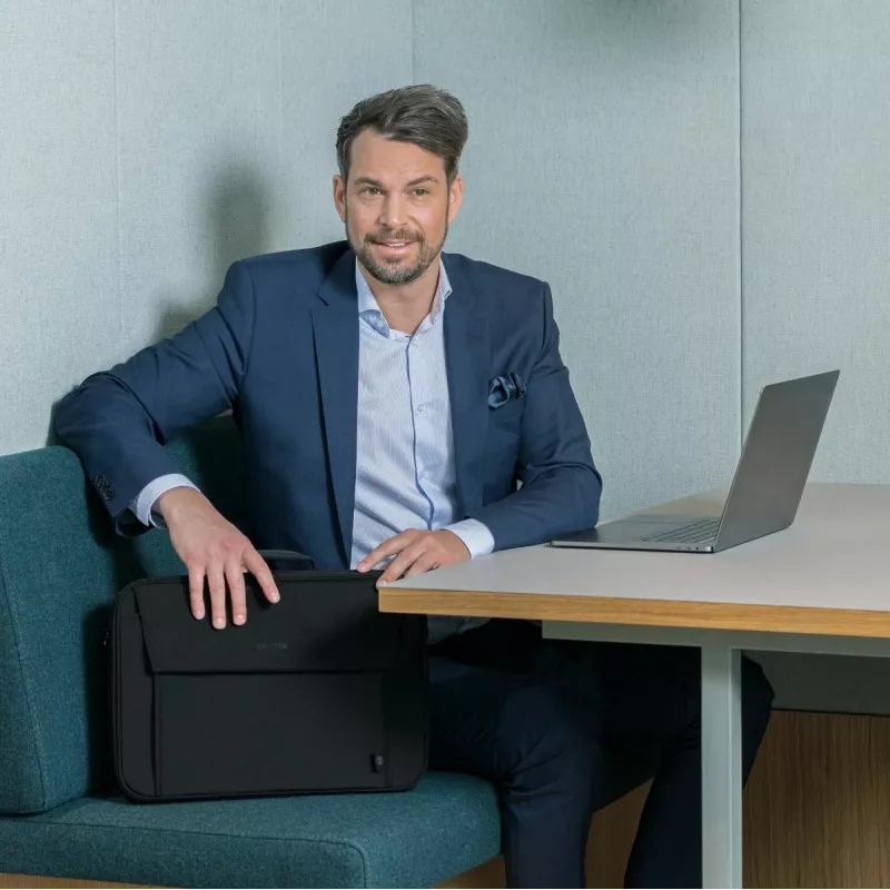 DICOTA Eco Multi Base - 13-14.1in taška na notebook - čierna / 300d Rpet polyester