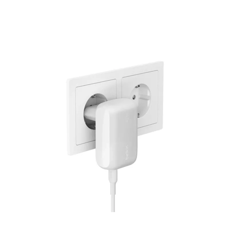 BELKIN Boostcharge 42W-30W USB-C+12W Dual nástenná nabíjačka biela