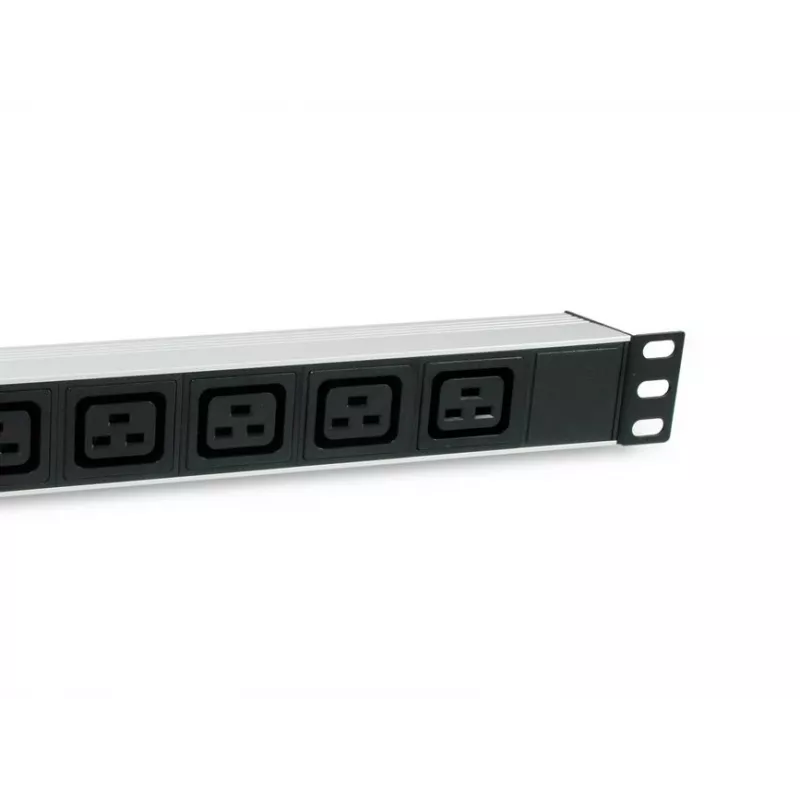 Equip 333319 Power Distribution Unit (PDU) 6 AC výstupov 1U čierna