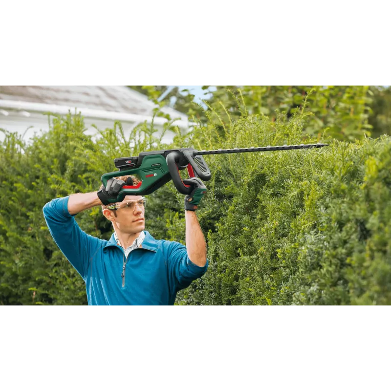 Bosch Universal HedgeCut 18V-50 jednoduchý nôž 2,6 kg