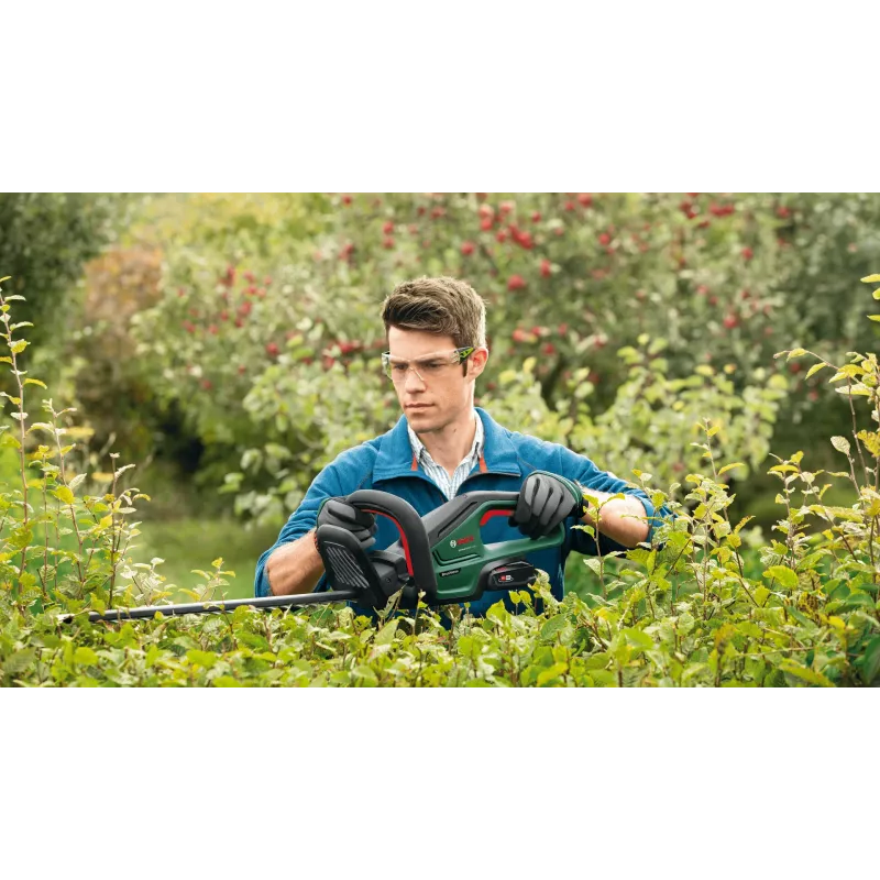 Bosch Universal HedgeCut 18V-50 jednoduchý nôž 2,6 kg