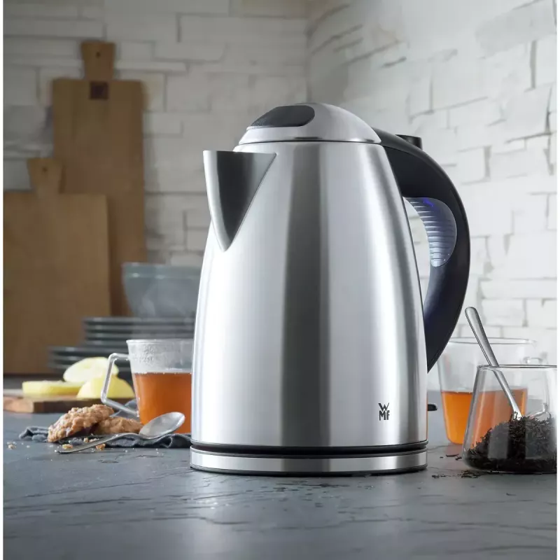 WMF Stelio 0413020012 rýchlovarná kanvica 1,7 L 2400 W čierna, nerezová oceľ