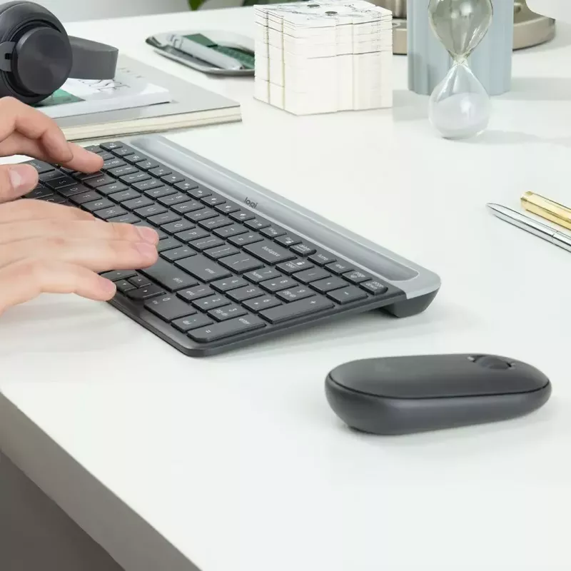 Logitech MK470 bezdrôtová klávesnica+myš, grafitová, myš v balení, QWERTY US, USB
