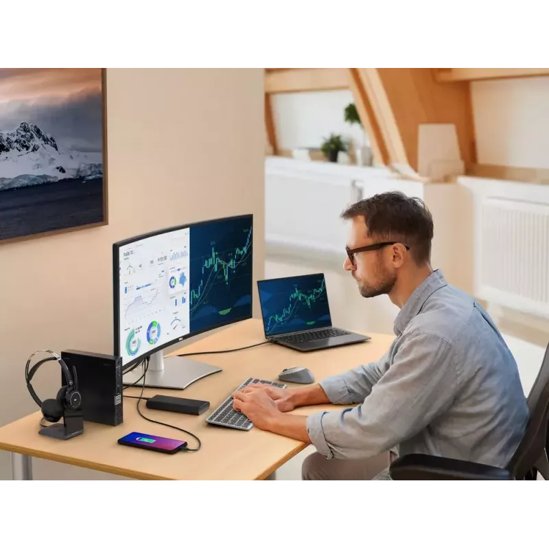 Monitor DELL UltraSharp U3423WE 34,1 palca UltraWide Quad HD LCD 3440 x 1440