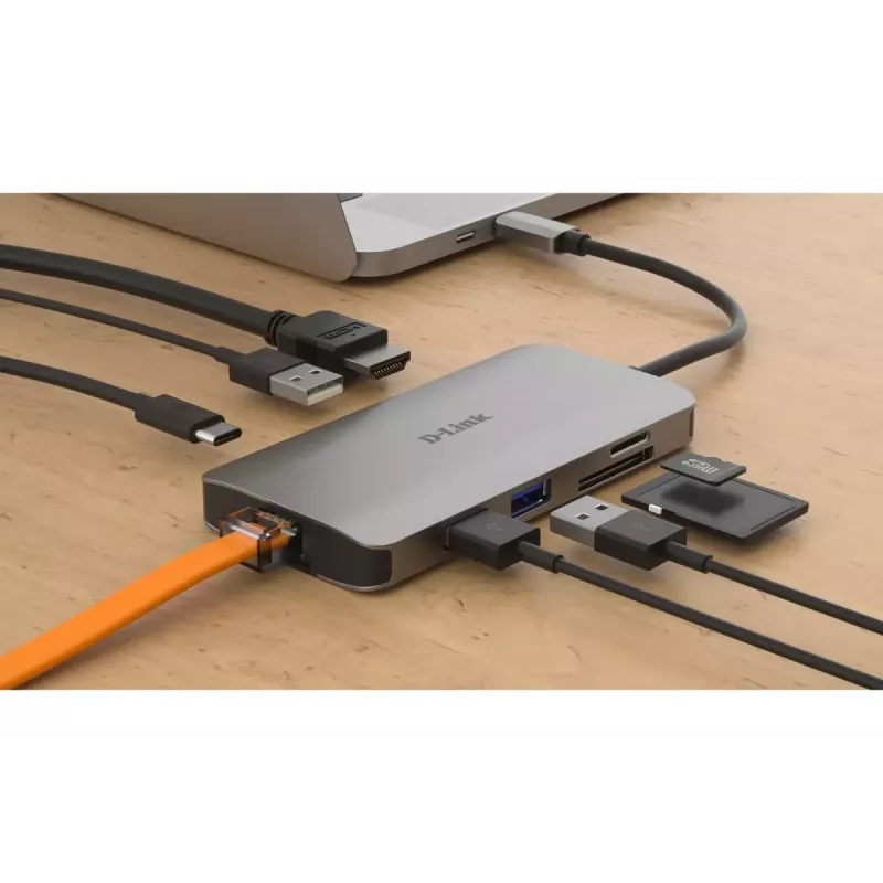 D-Link 8-in-1 USB-C hub s HDMI/Ethernet/čítačkou kariet/Power Delivery