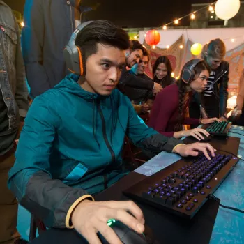 LOGITECH G213 Prodigy herná klávesnica USB - Azerty belgická