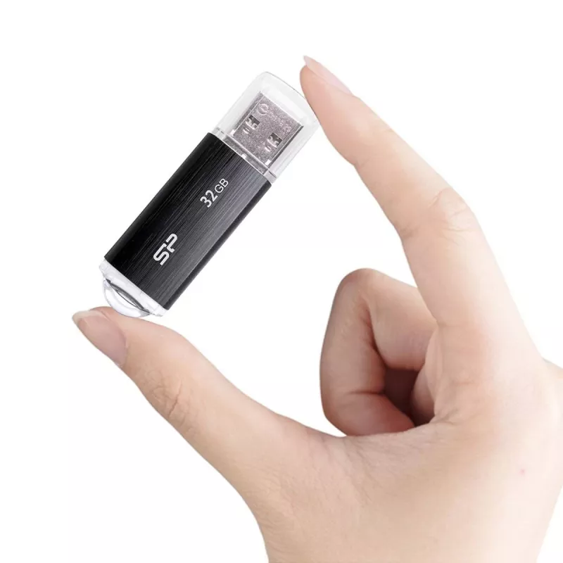 SILICON POWER Ultima U02 - 32 GB USB kľúč - USB 2.0 - čierna