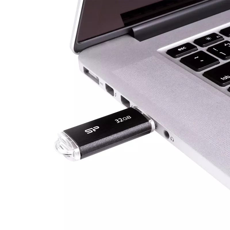 SILICON POWER Ultima U02 - 32 GB USB kľúč - USB 2.0 - čierna