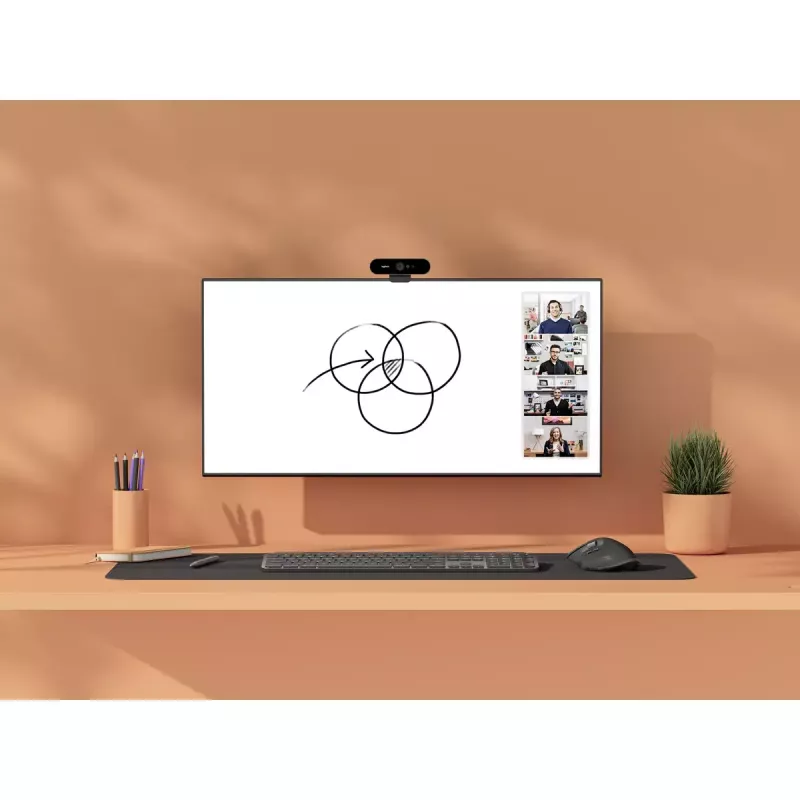 Logitech Scribe 960-001332 kamera na tabuľu, Full HD 1080p, 15 fps, USB, Bluetooth, off-white