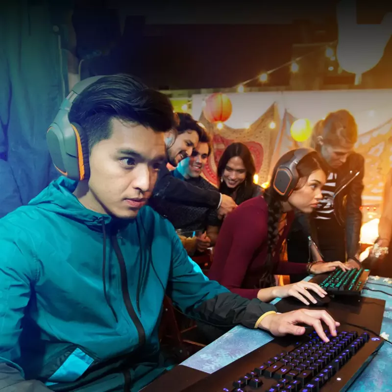 Herná klávesnica Logitech G G213 Prodigy plná veľkosť RGB LED káblová