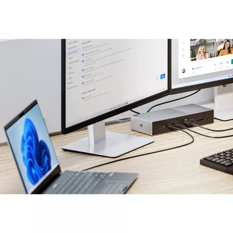 Kensington SD5000T5 EQ Thunderbolt 5 Triple 4K dokovacia stanica s 140W PD - Windows/macOS