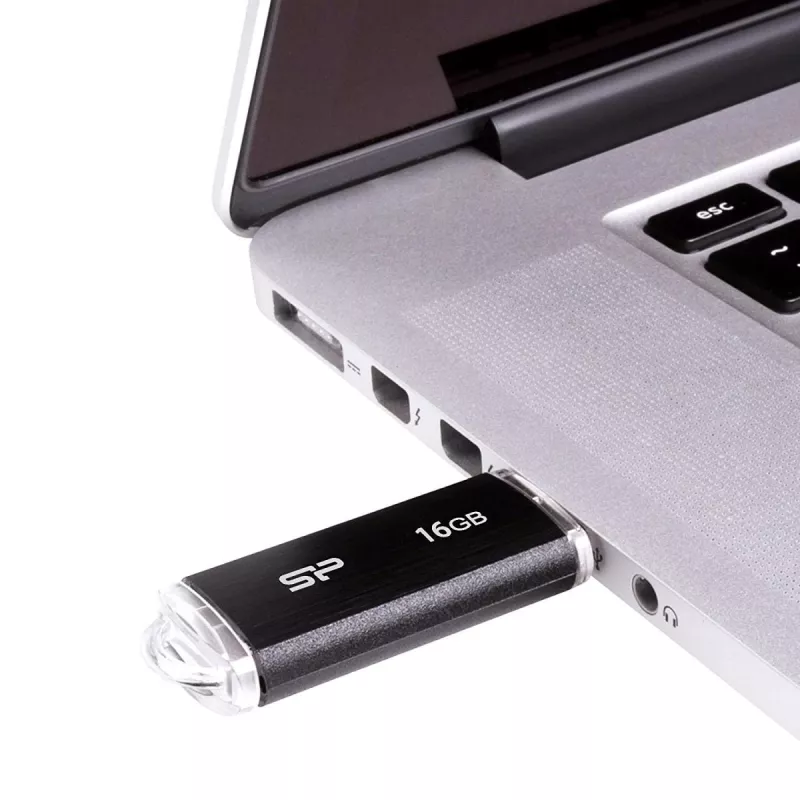 SILICON POWER Ultima U02 - 16GB USB kľúč - USB 2.0 - Čierna (moq-30)