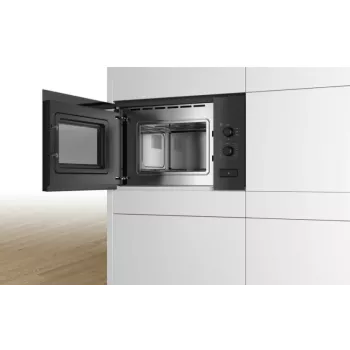Vstavaná solo mikrovlnná rúra Bosch Serie 4 BFL520MB0 – 800 W, 20 l, otočný ovládač, čierna