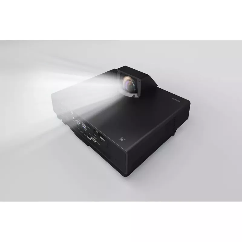 Epson EB-805F ultra krátka projekčná vzdialenosť projektor 5000 ANSI lumenov 3LCD 1080p (1920x1080) čierny