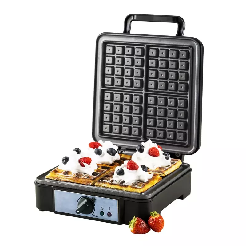 Waffleovač Adler AD 3049, 4 štvorcové wafle, nepriľnavý povrch, 1800 W, čierny