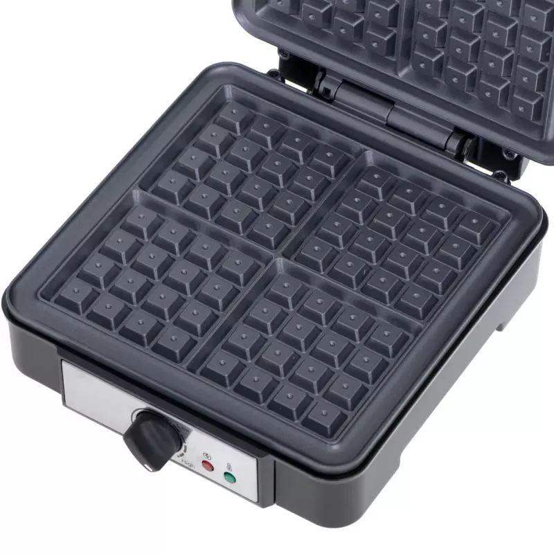 Waffleovač Adler AD 3049, 4 štvorcové wafle, nepriľnavý povrch, 1800 W, čierny