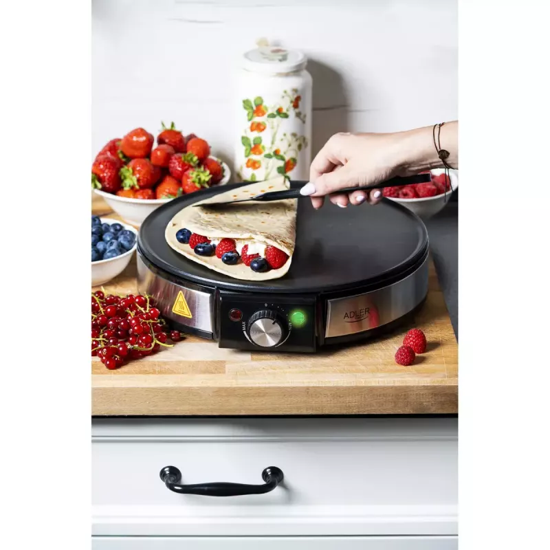 Prístroj na palacinky Adler AD 3058 1600 W čierny nerezová oceľ