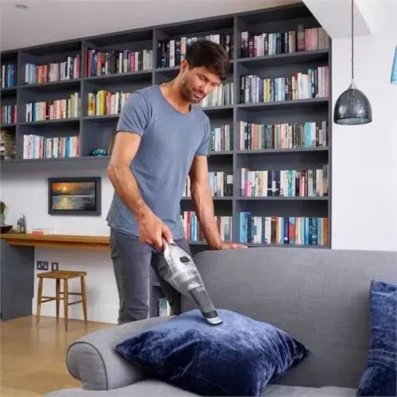 Ručný vysávač Black & Decker NVC220WC-QW