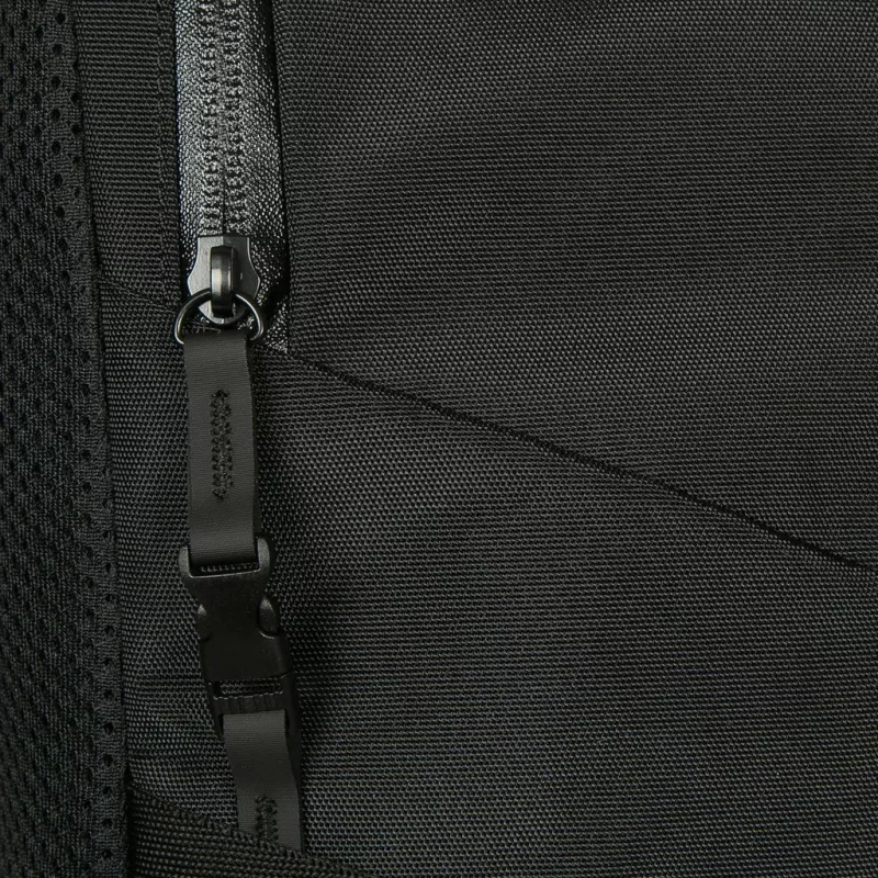 Batoh Targus Terra EcoSmart 40,6 cm 16