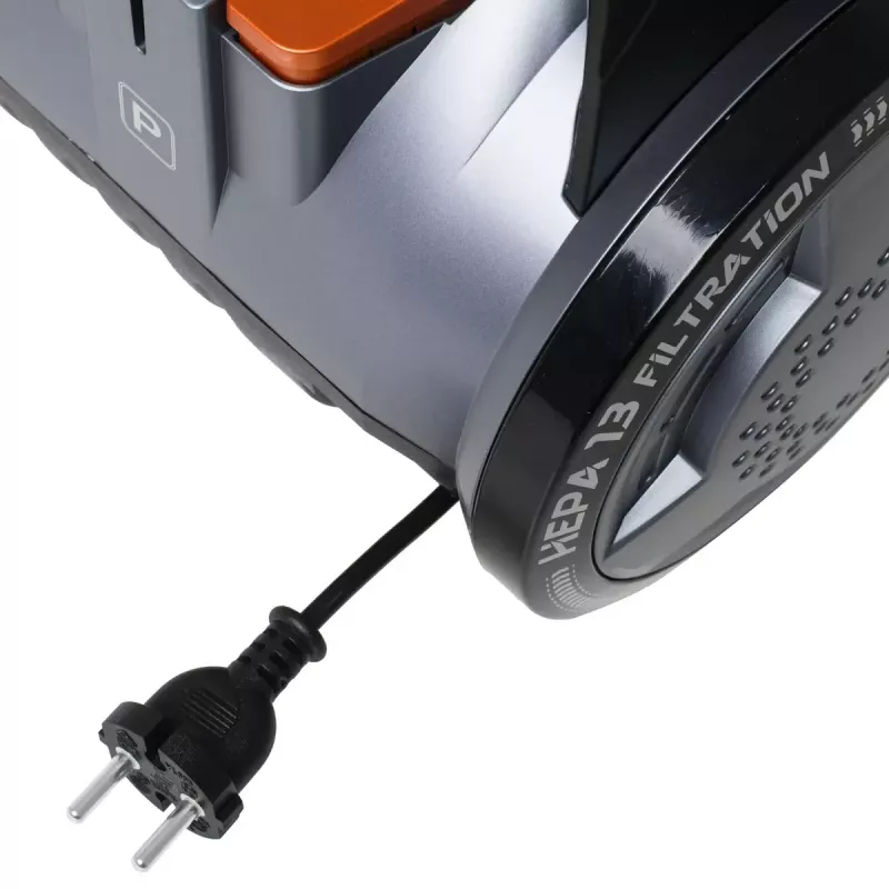 Vysávač bez vrecka Adler AD 7065 — 700 W, 1,6 l nádoba na prach, HEPA, rádius 9 m, čierna/červená