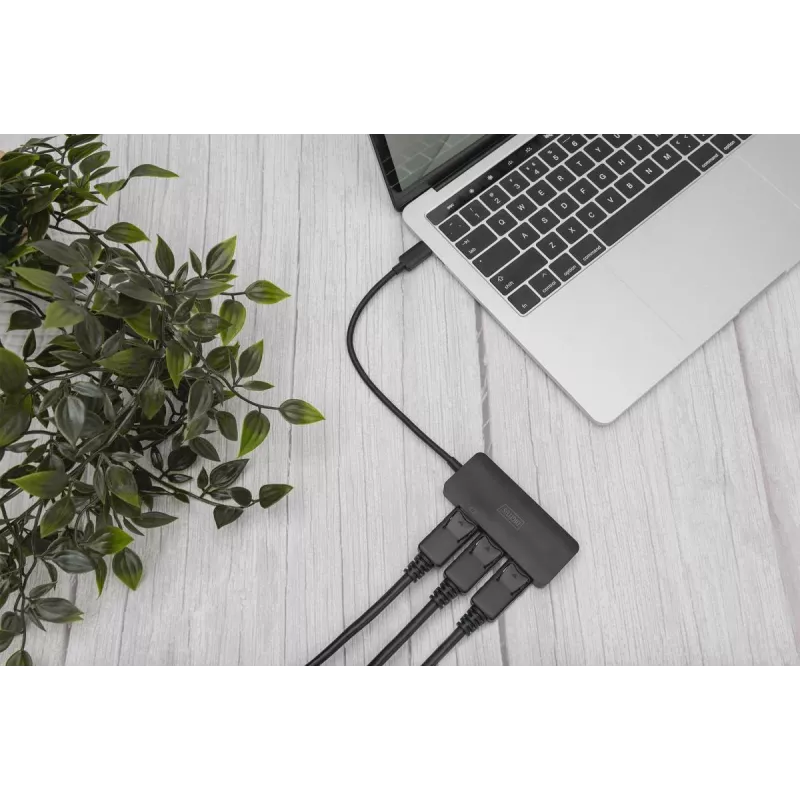 Digitus DS-45334 3-portový MST video hub, USB-C na 3x DisplayPort, čierny