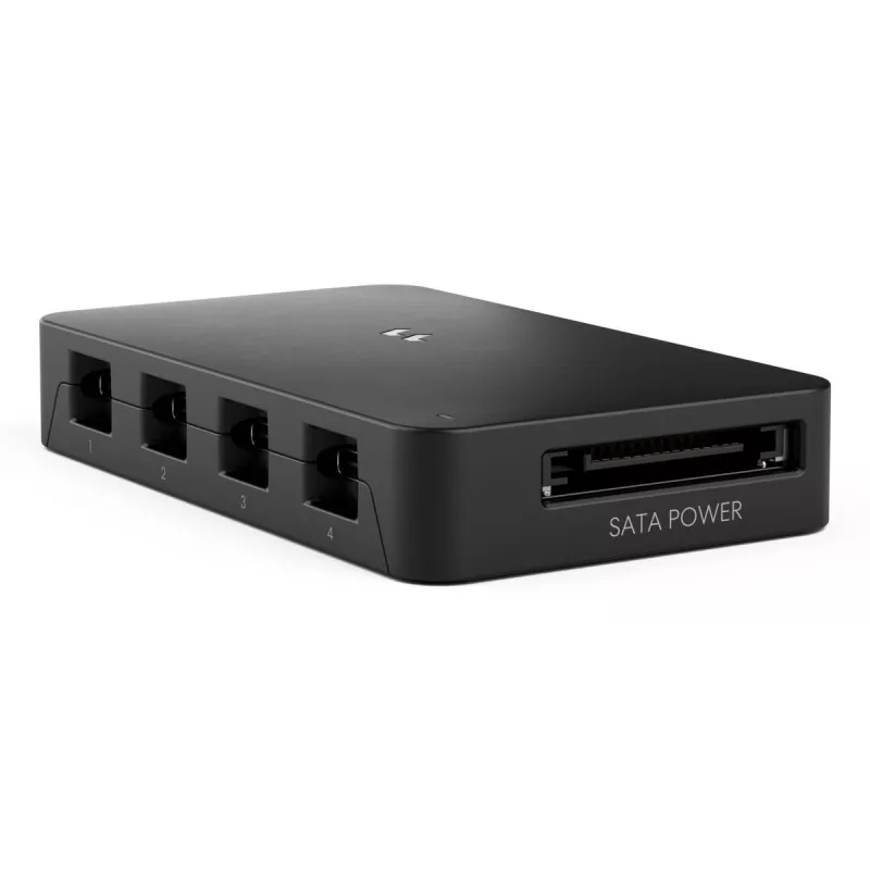 Fractal Design FD-A-APH1-001 4-pinový ovládač ventilátorov, čierny