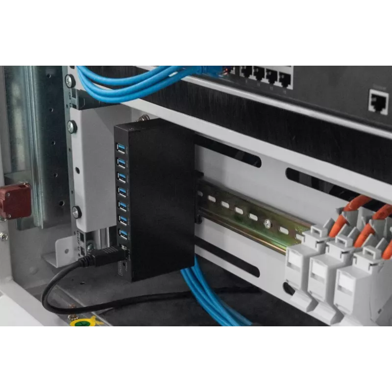 DIGITUS USB 3.0 HUB - 7 portov - priemyselný kovový PSU 15-kV ESD stolový nástenný DIN lišta montáž