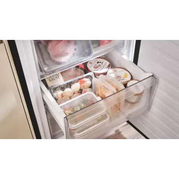 Chladnička Candy Fresco ECN2CQTEB186 355 L čierna No Frost