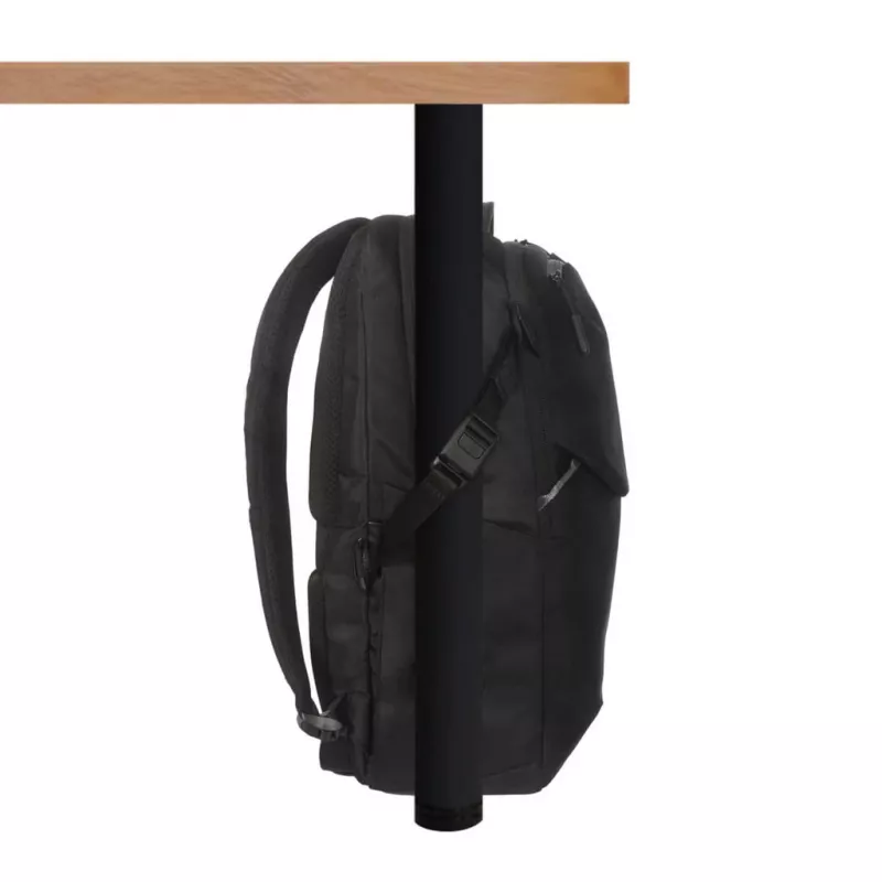 Mestský batoh Targus EcoSmart čierny 300x130x455mm GRS-certifikovaný