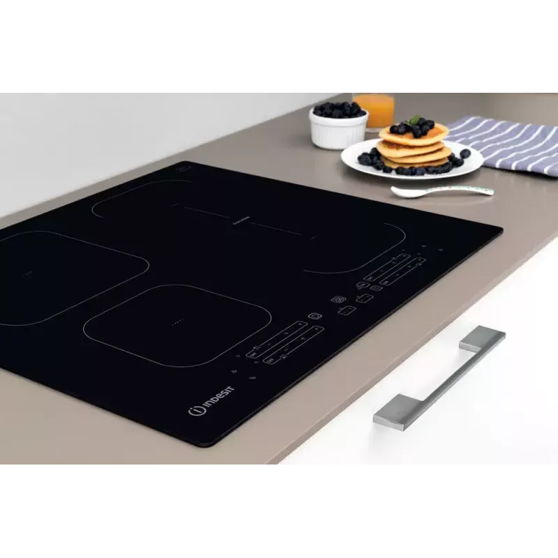 Indesit IB 65B60 NE čierna vstavaná 59 cm indukčná varná doska 4 zóny