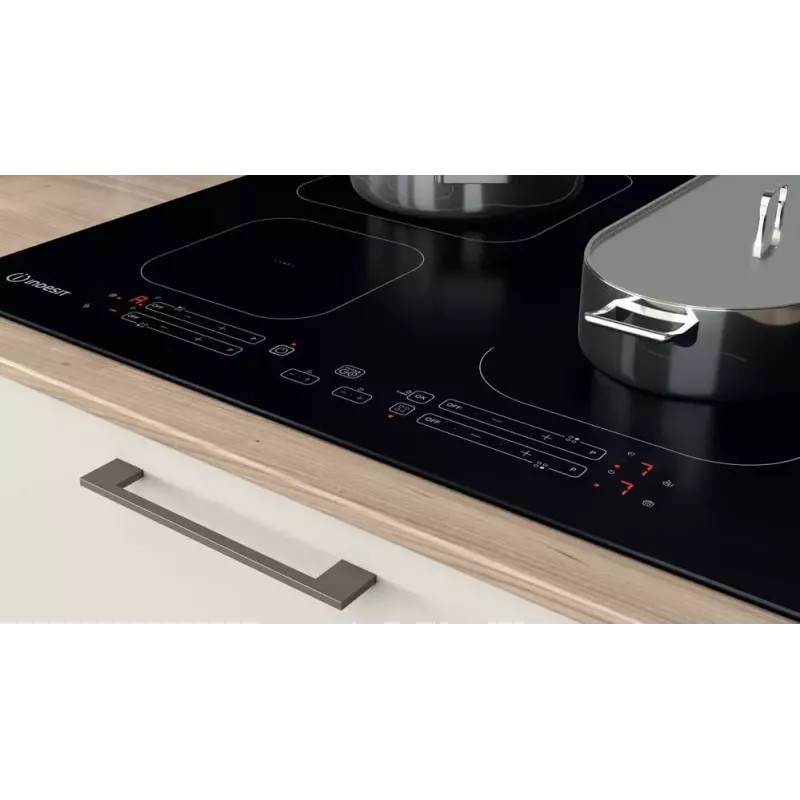 Indesit IB 65B60 NE čierna vstavaná 59 cm indukčná varná doska 4 zóny