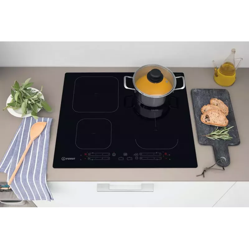 Indesit IB 65B60 NE čierna vstavaná 59 cm indukčná varná doska 4 zóny