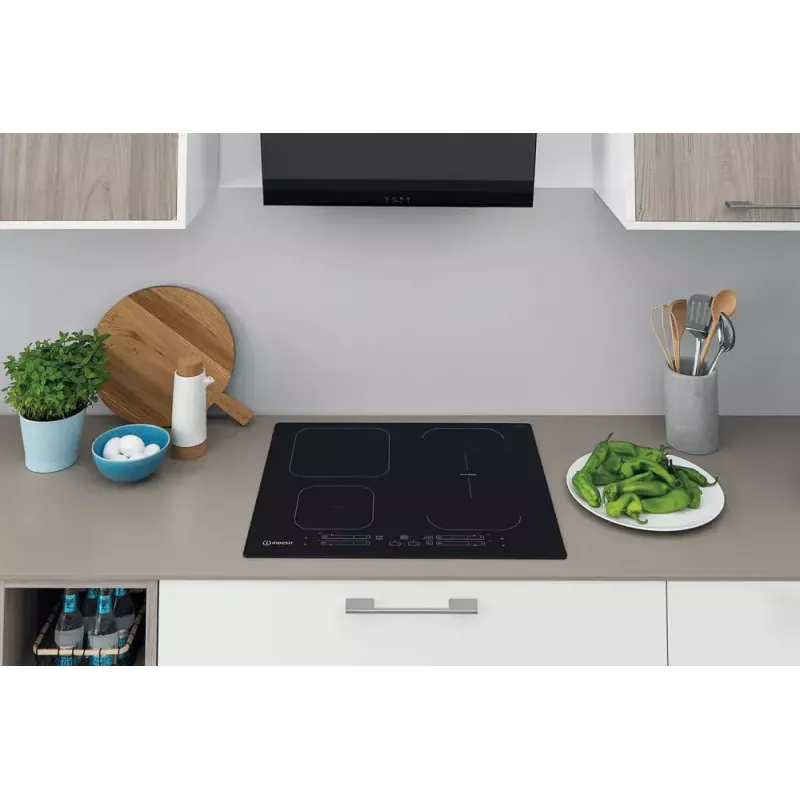 Indesit IB 65B60 NE čierna vstavaná 59 cm indukčná varná doska 4 zóny